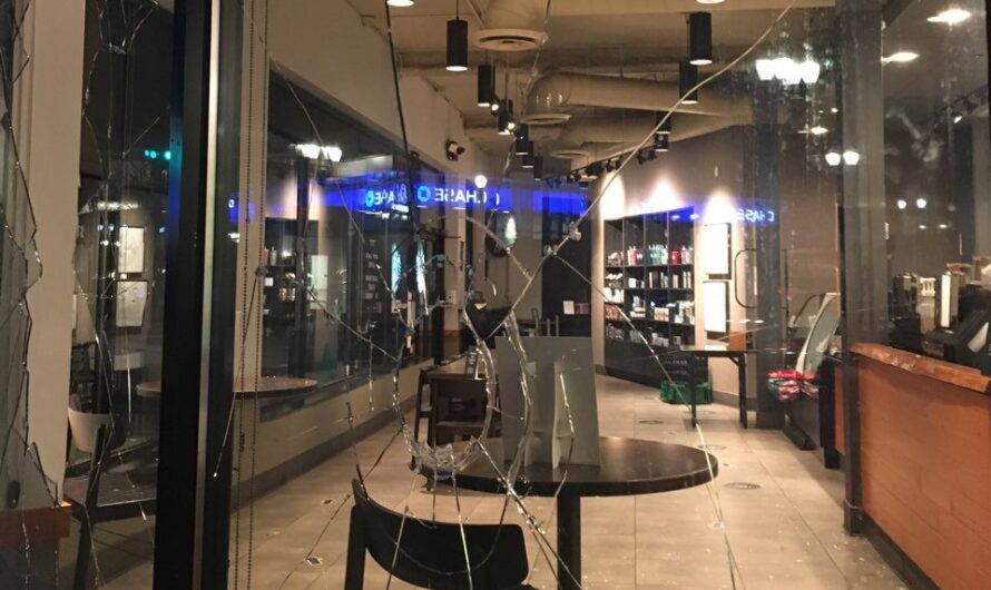 今天波特兰会有暴乱，华人出入小心