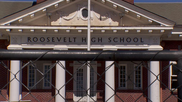 波特兰又一学校因新冠疫情关闭！