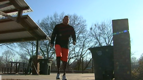 不自由毋宁死！美国男子拒打疫苗做手术