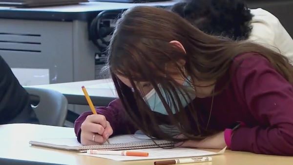 俄勒冈州周增1万多例新冠，不感染反而危险了？