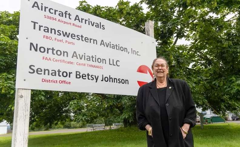 俄勒冈州州长候选人：波特兰变成蟑螂城！！