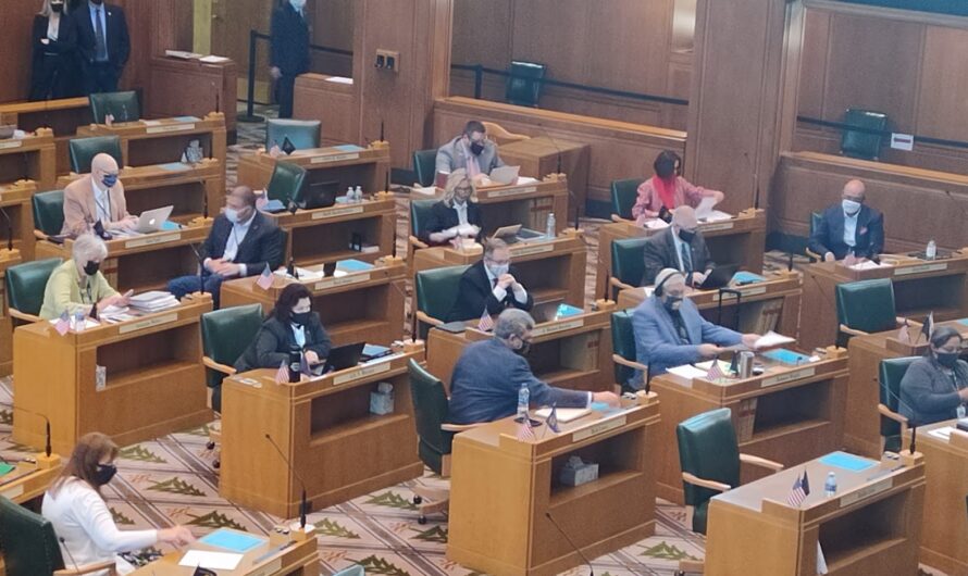 俄勒冈州更多人获全免费医疗保险，不限移民身份！