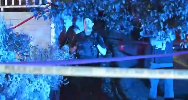 男子深夜破门入室，屋主开枪射击！