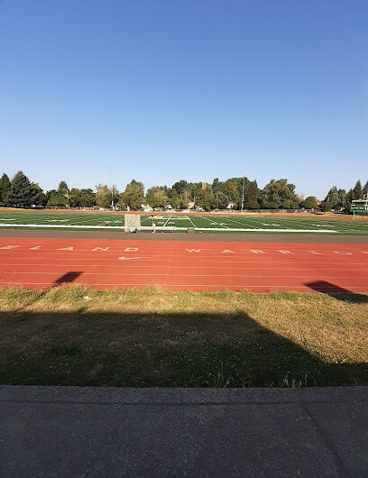 男子向 Cleveland 高中学生出售毒品