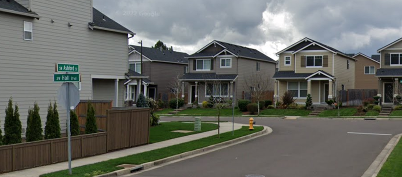 小心！有坏蛋试图引诱儿童上车！