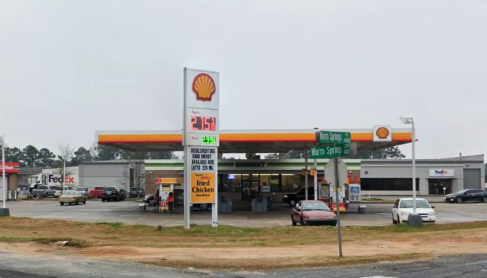 9 名儿童在佐治亚州加油站枪击事件中受伤