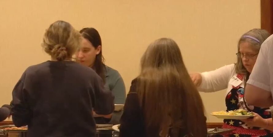 餐堂工人、保管员正在要求PPS升工资、增人手！