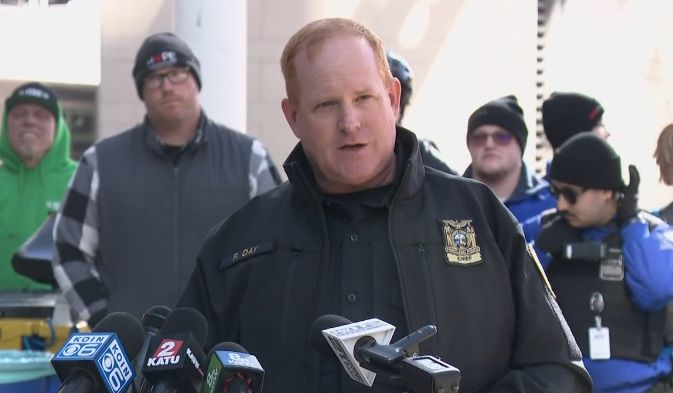 波特兰临时警察局长正式转正，成常任局长！