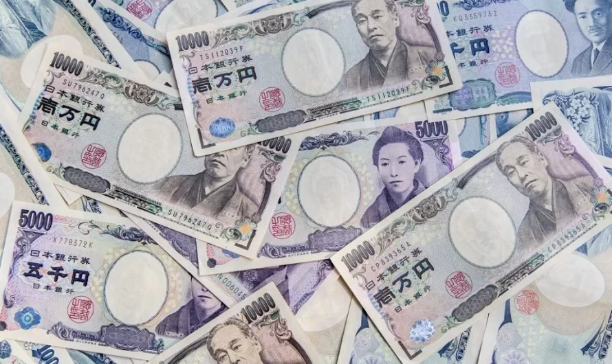 日元兑美元汇率自1990年以来首次跌至160