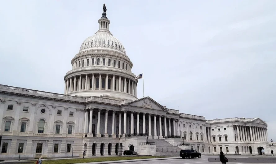 联邦不使用应急资金支付11月的粮食卡福利！民众急寻免费食物！