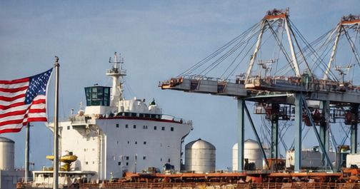 特朗普宣布美国国家紧急状态！锁定委内瑞拉油款！